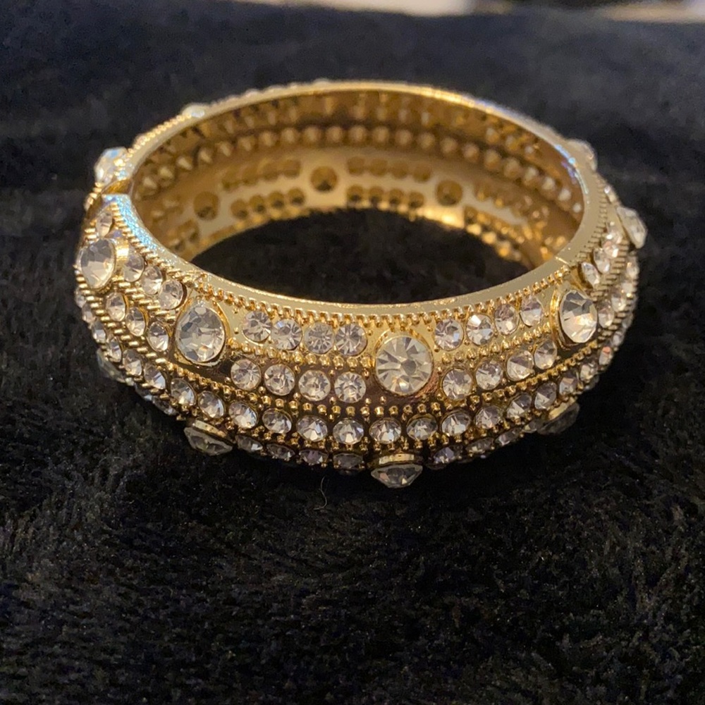 VINTAGE Super Sparkly Gold Cuff Bracelet - Picture 1 of 4